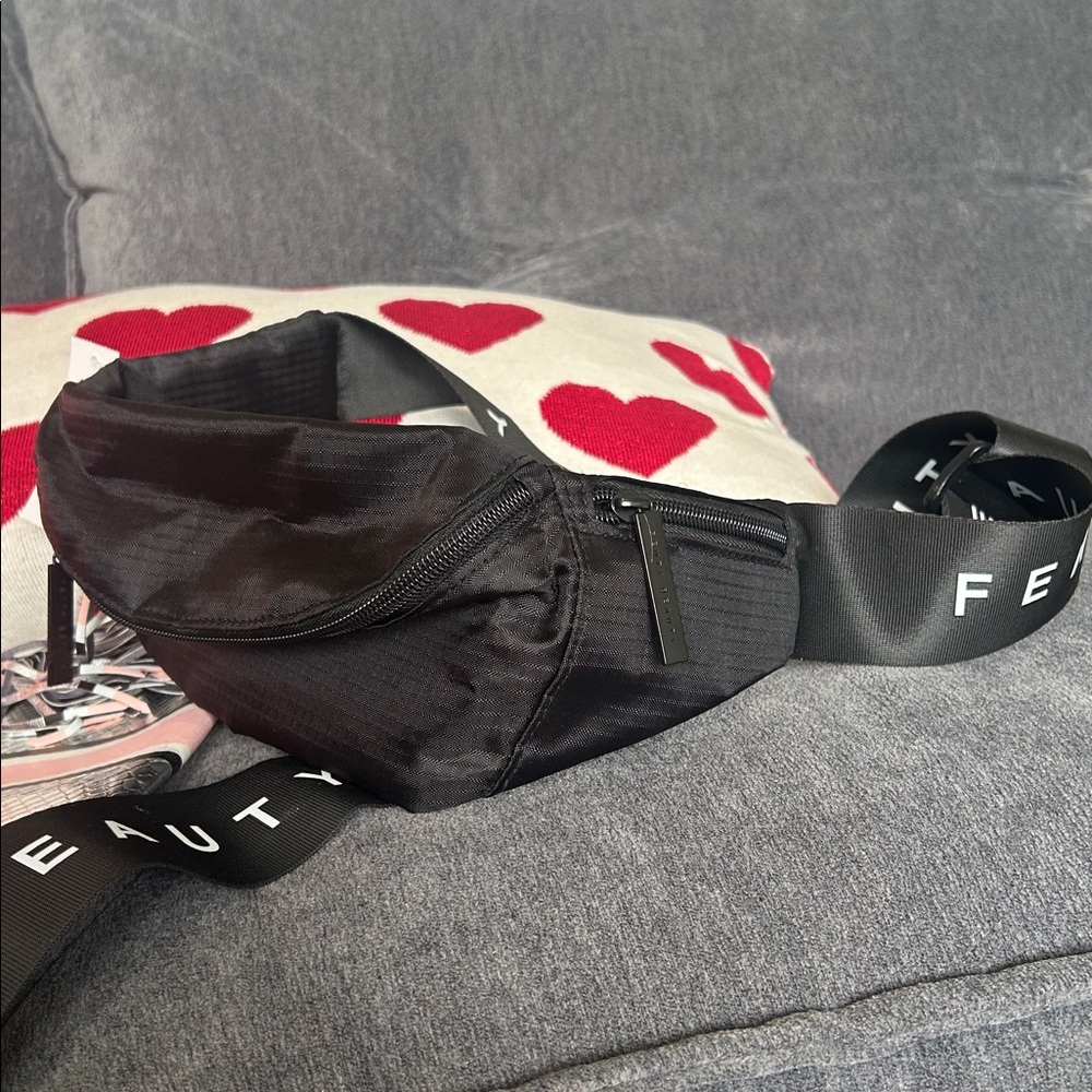 🖤Fenty Beauty Black Fanny Pack Belt Bag - Picture 3 of 6